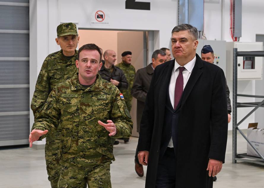 VIDEO Milanović je posjetio vrh HRZ-a, obišao i borbene Rafale