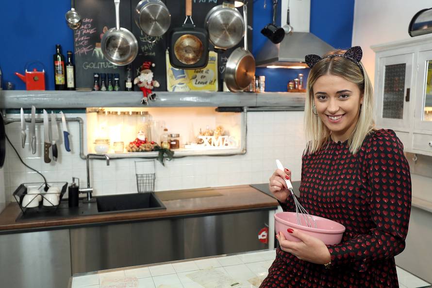 Naopaka torta: Prva je završila u smeću, ali nadam se pobjedi