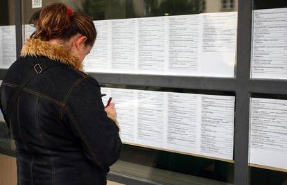 Broj zaposlenih na godišnjoj razini porastao za 2,4 posto