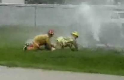 SAD: Dvojicu vatrogasaca namučio nestašni šmrk
