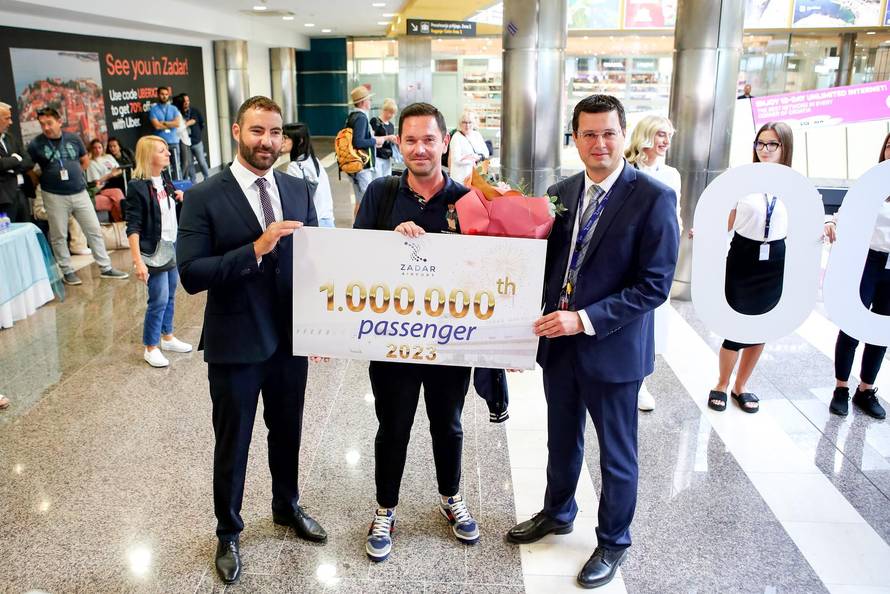 Milijunti putnik sletio u Zračnu luku Zadar