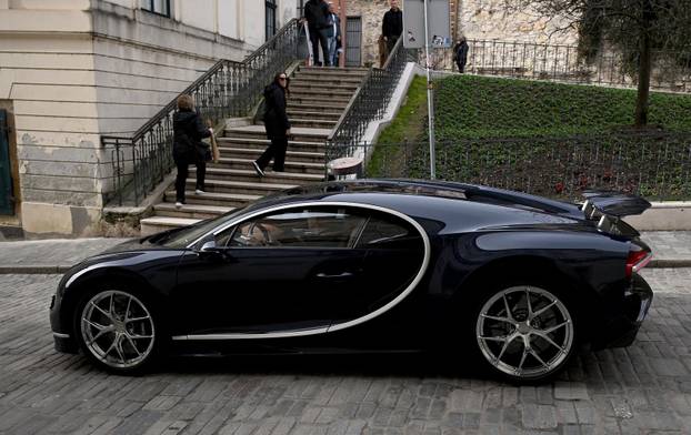 Zagreb: Bugatti u Radićevoj ulici na snimanju 