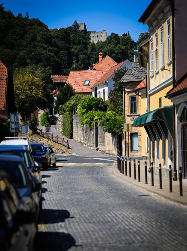Visoke temperature ispraznile ulice Samobora