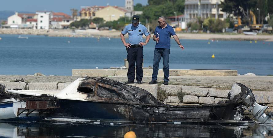 Izgorjelo više stotina tisuća kn: Brodice je zapalio tehnički kvar