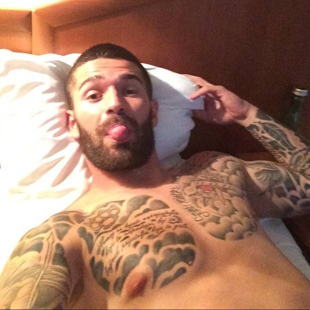 ŠOK TETOVAŽA Ovo je svima promaknulo na Livajinim prsima