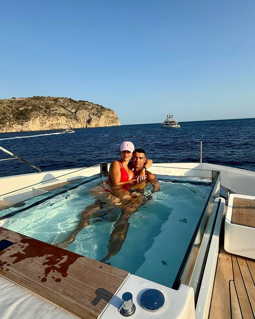 Ronaldo i Georgina se vjenčali! Pogledajte sudbonosan prsten