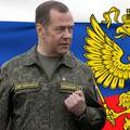 Medvedev prijeti nuklearnim ratom: 'Svim snagama napali bi Washington, Berlin ili London'