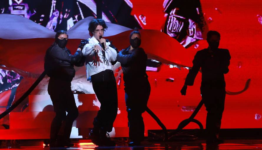 Luke Black posvetio svoj nastup žrtvama masakra: 'Plakao sam sat vremena. Bio sam šokiran'