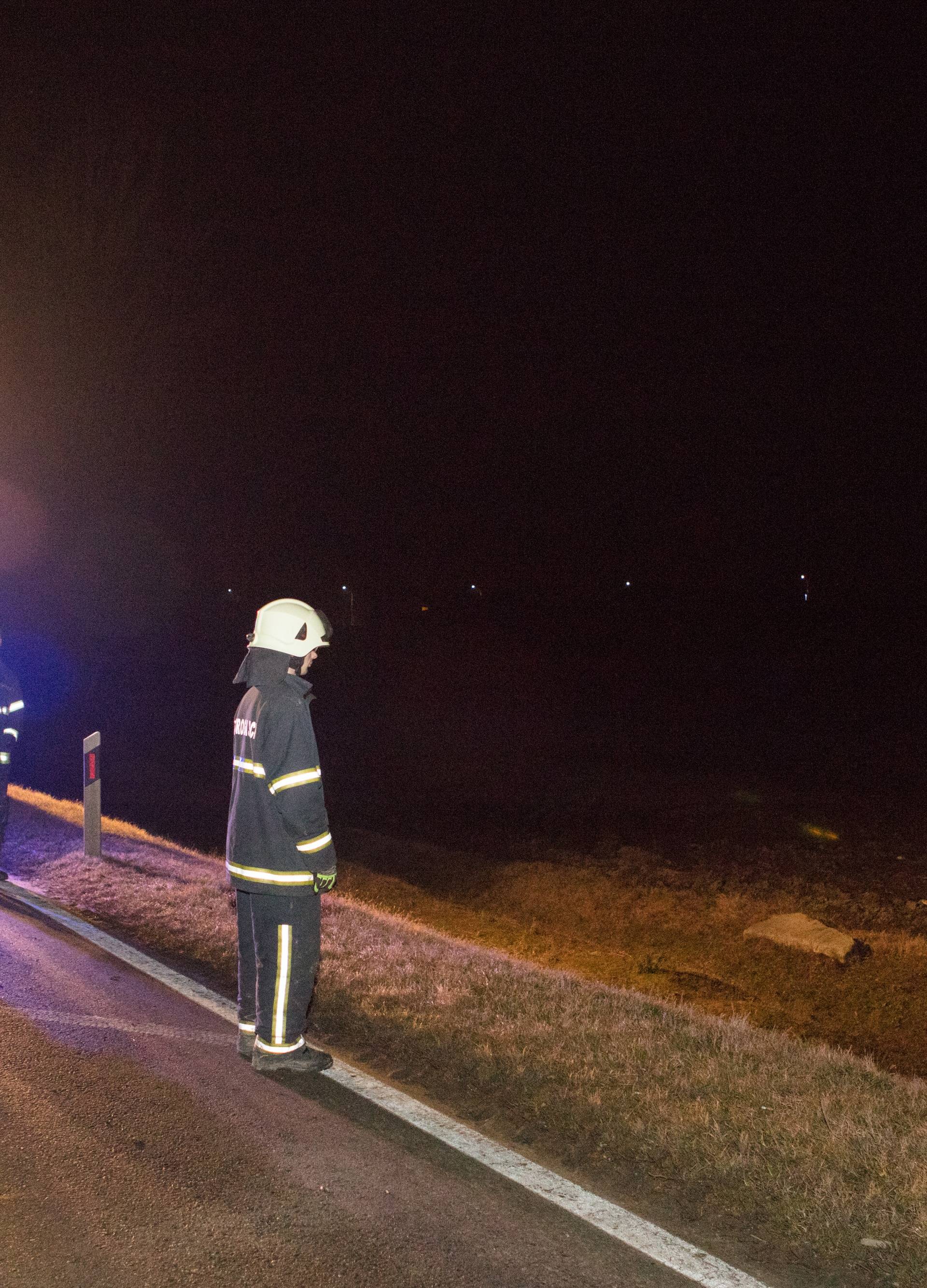 Auto se prevrnuo više puta, vozač (48) je ispao i poginuo