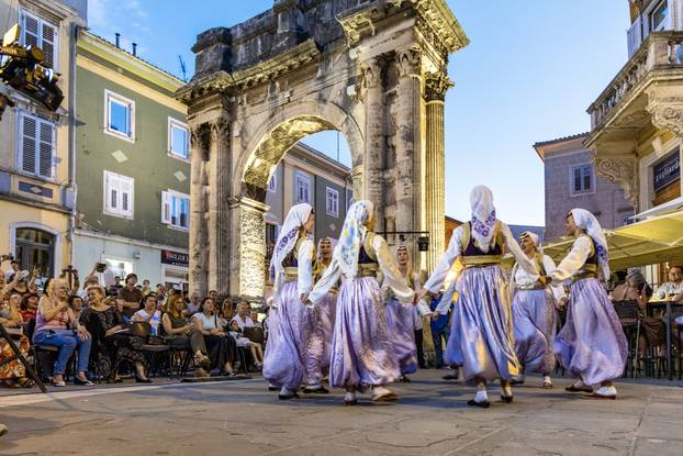 Pula: Održan festival bošnjačke kulture
