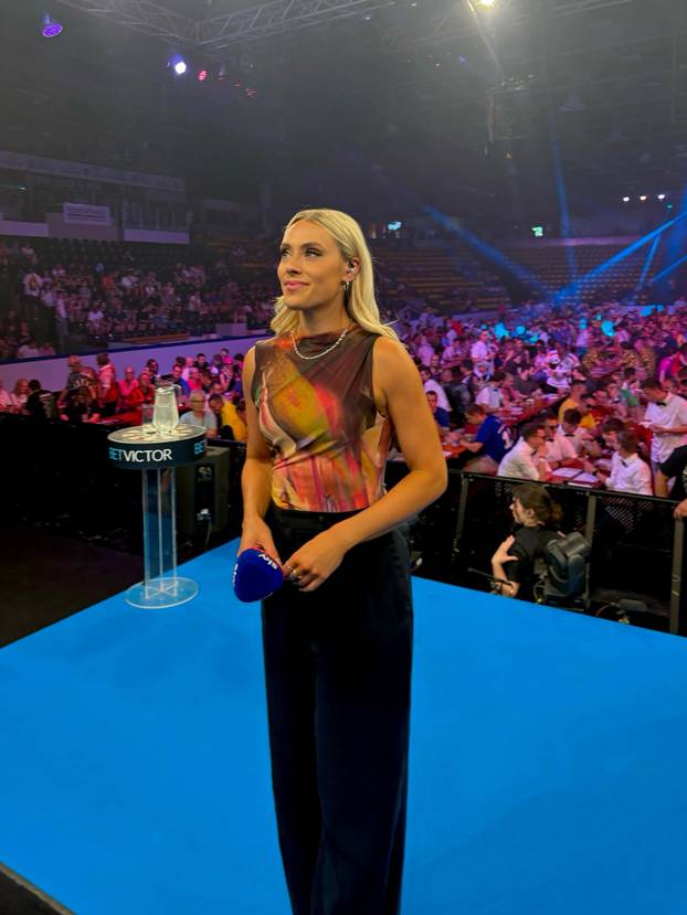 FOTO Zbog nje će pikado postati još praćeniji. Pogledajte tko je predivna voditeljica ovog SP-a