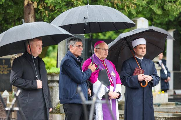 Zagreb: Komemoracija za žrtve Bleiburške tragedije na groblju Mirogoj