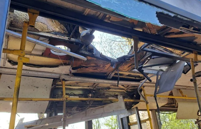 Rusi dronom napali autobus u Ukrajini, poginulo devet ljudi