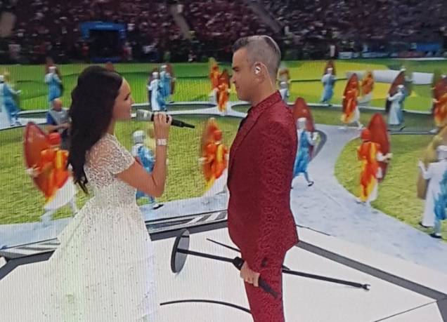 Robbie Williams otvorio SP pa šokirao fanove srednjim prstom