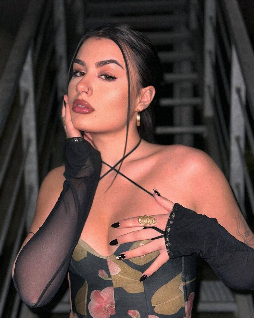 Borba za Eurosong: Harmonija disonance na prvom mjestu kladionica, Petreković zadnji