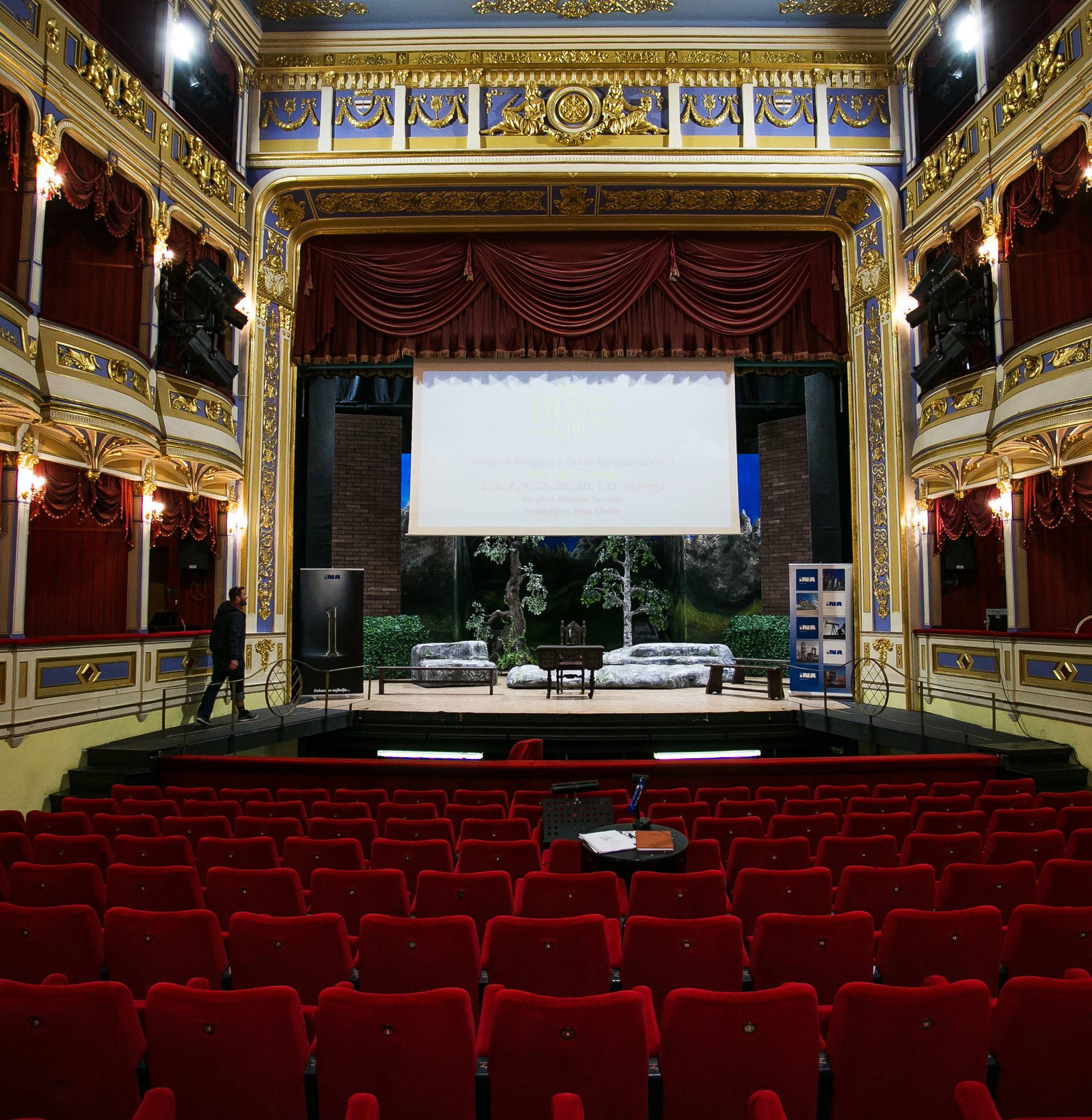'Noć kazališta treba biti 18. studenog, baš zbog Vukovara'