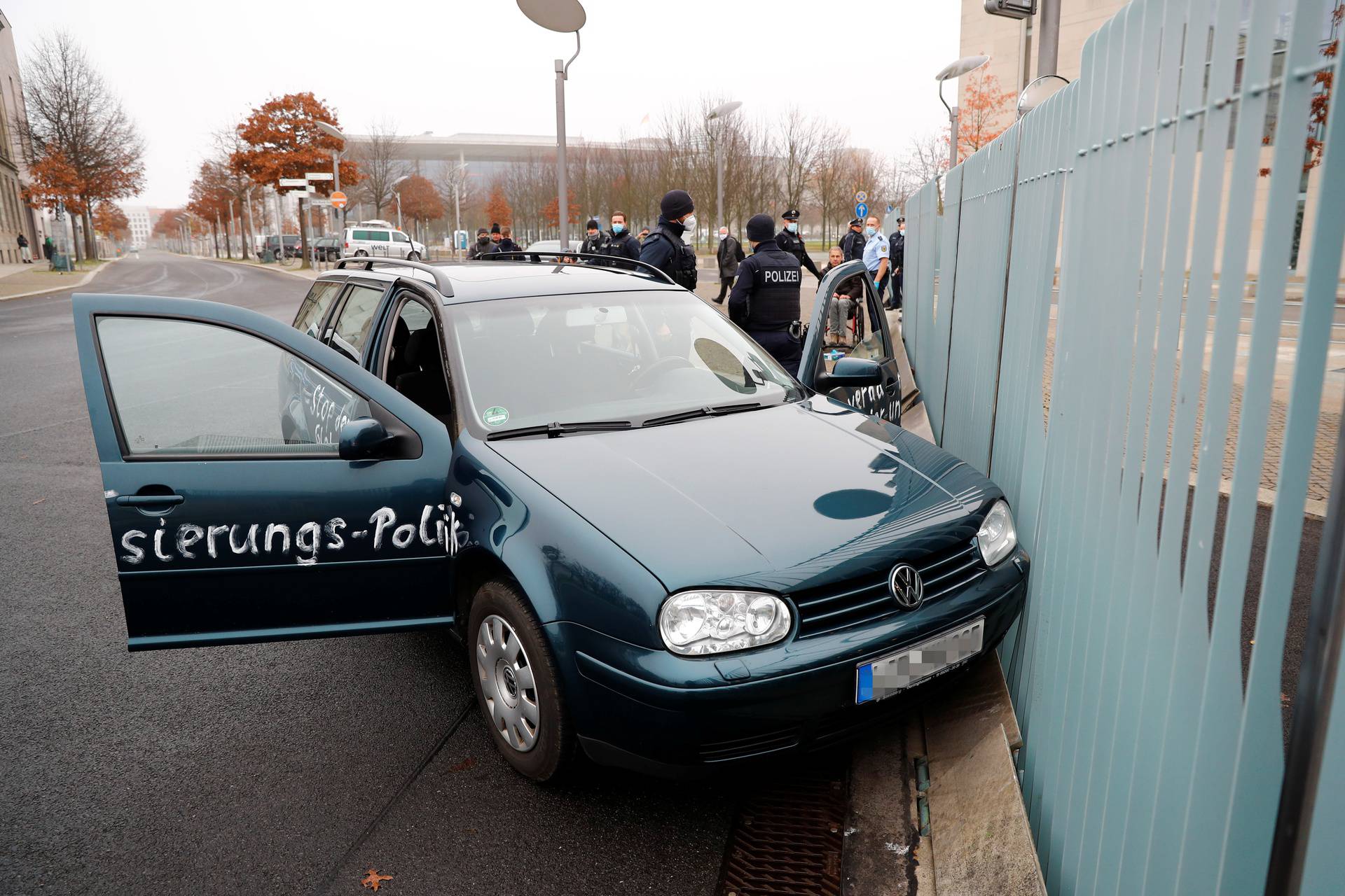 A car crash into the gate of the office of German Chancellor Angela Merkel in Berlin
