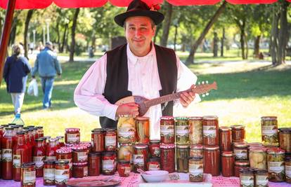 Okusi tradicije i priče s polja: Sajam OPG-ova na Bundeku oduševio posjetitelje