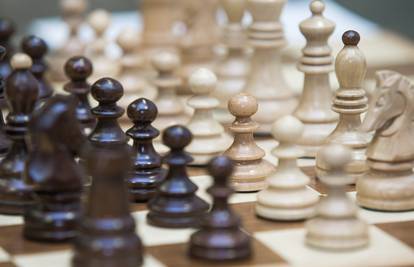 Finale svjetskog prvenstva u šahu: Kinez Ding izjednačio!