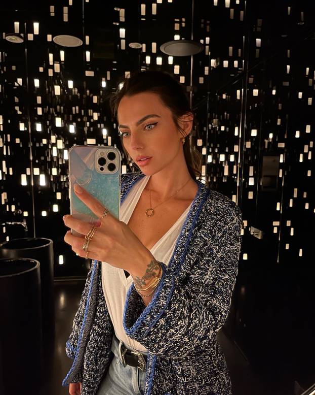 FOTO Ona ljubi F1 prvaka, a s drugim je vozačem dobila dijete