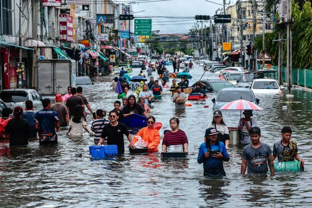 Heavy rain in Bangkok