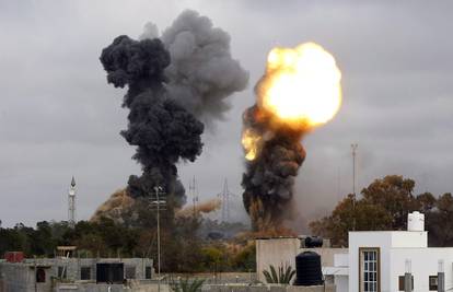 NATO tvrdi da u napadima kod Tripolija nisu poginuli civili