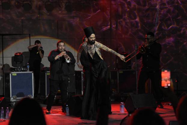 Božo Vrećo održao koncert  na Ljetnoj pozornici u Tvrđavi u Nišu