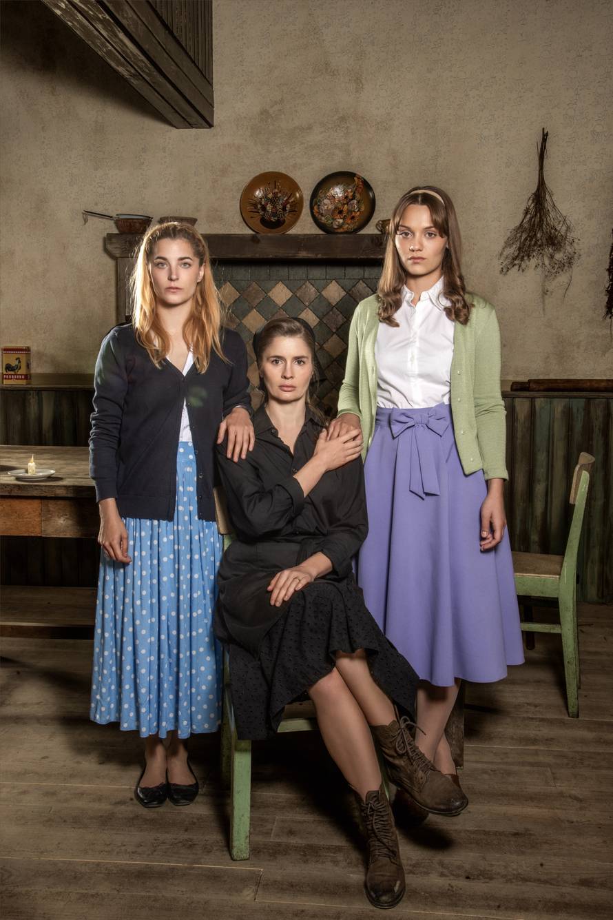 Obožavatelji je već zovu pravom zvijezdom regije, a evo tko je Zora Runje iz 'Divljih pčela'...