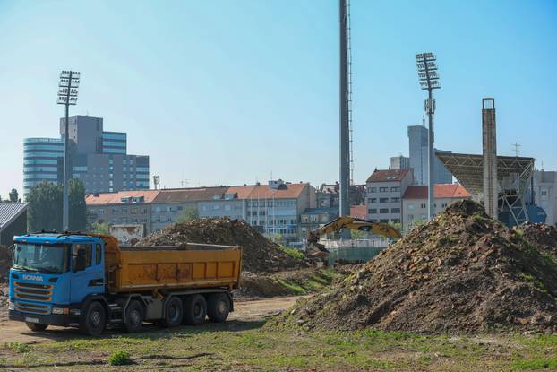 Bageri ušli na Kranjčevićevu, počela je rekonstrukcija legendarnog zagrebačkog stadiona