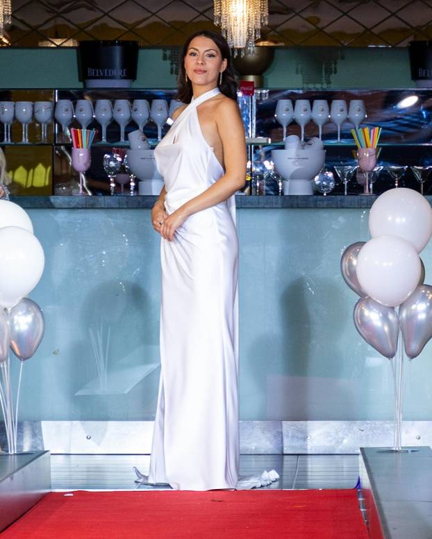 FOTO Ma, ovo se ne viđa često! Pogledajte kako je izgledao izbor za Miss Metropole...