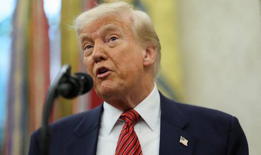 Trump: Sumnjam da Putin želi mir s Ukrajinom. Slavi pobjedu koje ne bi bilo bez Amerike