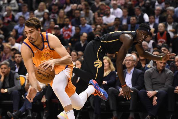 NBA, Phoenix Suns - Toronto Raptors