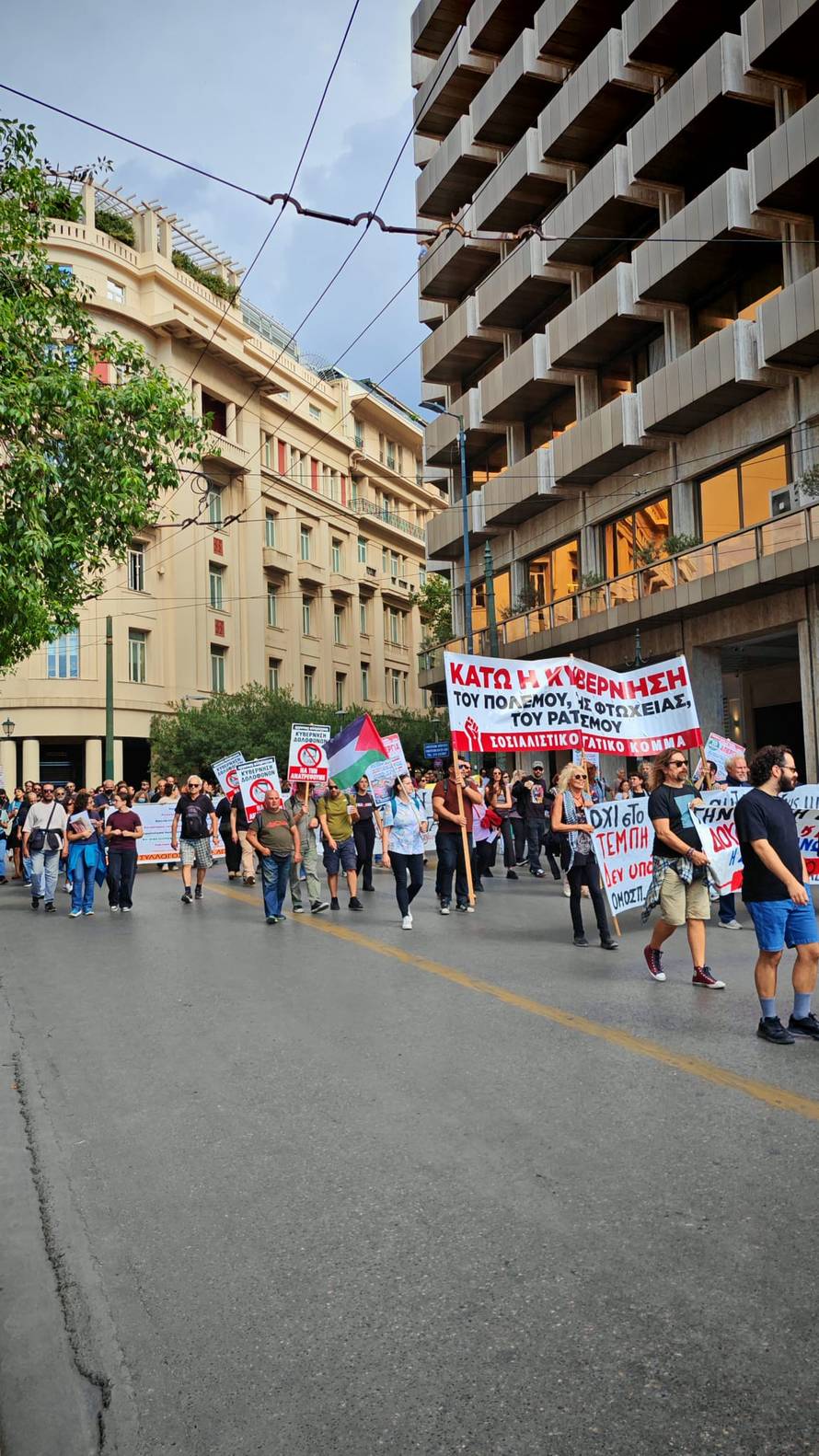 Grčki radnici ponovo štrajkaju: Željeznički promet zaustavljen, brodovi su ostali u lukama