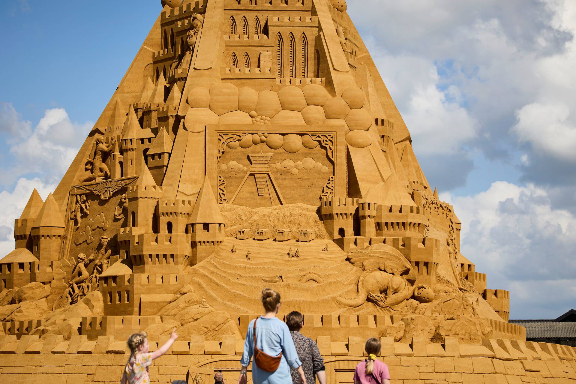 The world's tallest sand sculpture is seen in Blokhus