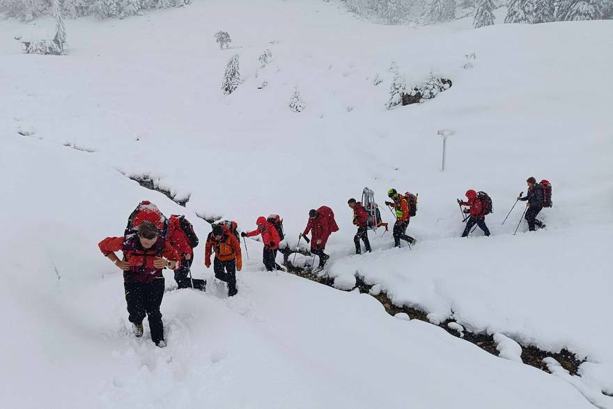 Potresne ispovijesti preživjelih: Vidjeli su lavinu, bacili se na tlo pa kopali da spase prijatelje...