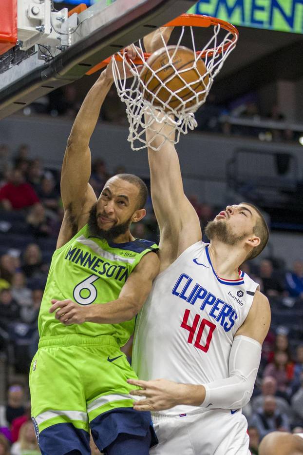 NBA: Los Angeles Clippers at Minnesota Timberwolves