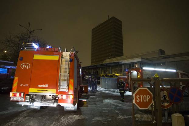 ARHIVA - 1.1.2015. Zagreb: Na elektri?nim instalacijama unutar prostorija Vjesnika izbio požar