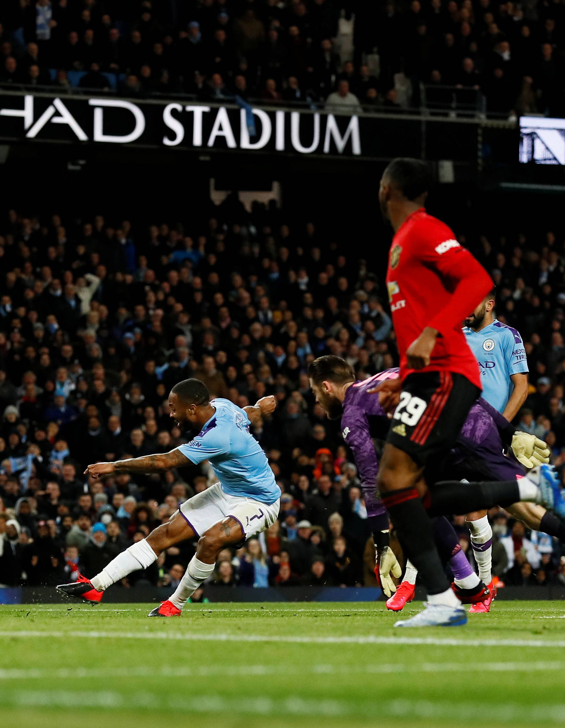 Lovren ostao na klupi Redsa, City prošao u finale  Lige kupa