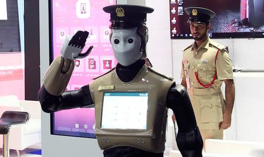 Lopovi na oprezu! Ulice Dubaija odsad će čuvati pravi Robocop