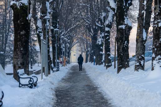 U Mrkoplju izmjerili &ccaron;ak -25,6 Celzijevih stupnjeva! Za sutra najavili jo&scaron; snijega i minuse