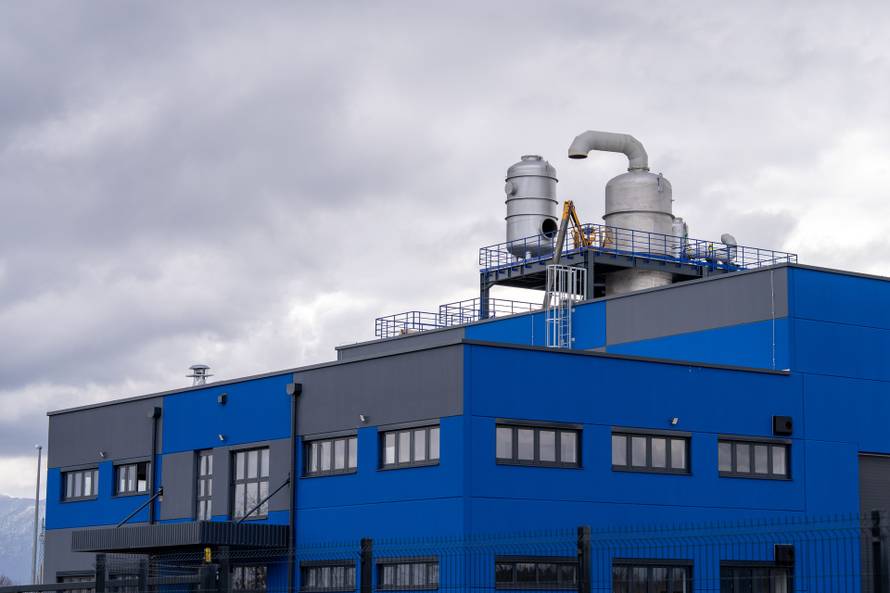 Tvornica za preradu litija u Gospiću