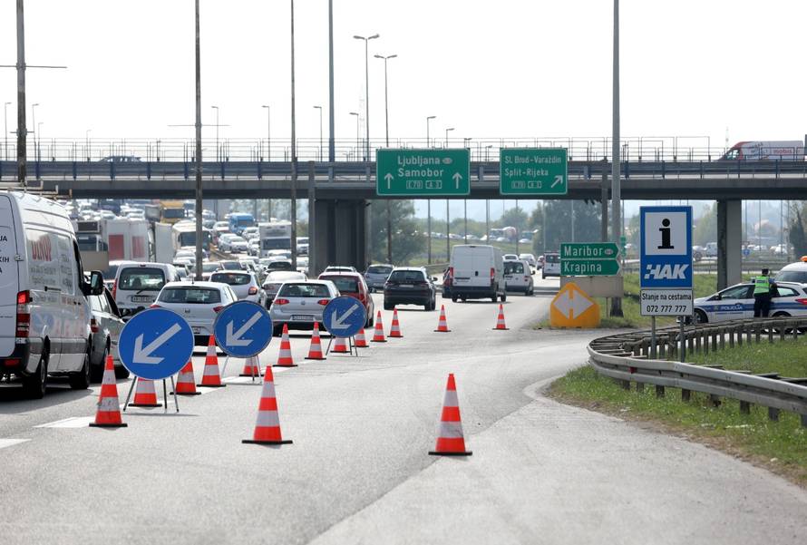 Zagreb: Kaos u prometu na A2 - kolona dugačka do deset kilometara