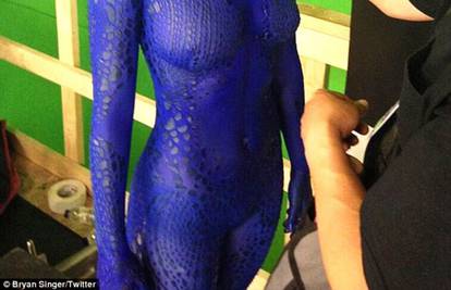 Plava Mistique: To je kostim, Jennifer Lawrence nije gola