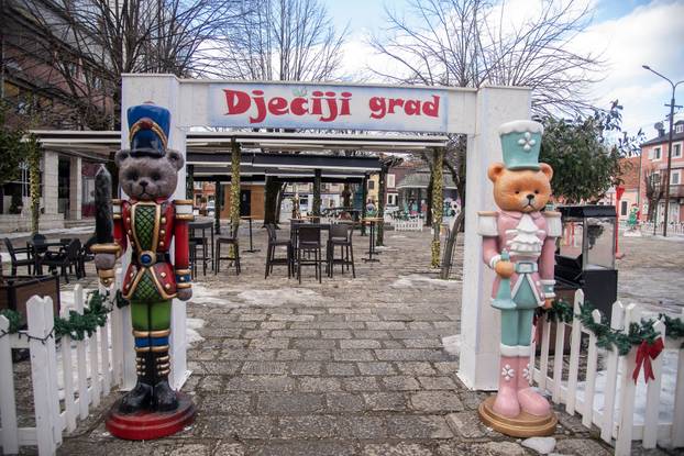 Cetinje: Prazne ulice dan nakon strašnog zločina