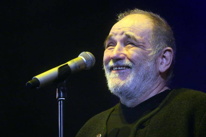 Nezaboravni koncert: Balašević oduševio u zagrebačkoj Areni
