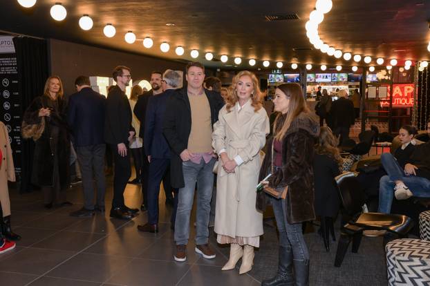 Zagreb: Pretpremijera novog HRT-ovog serijala "Svjetla pozornice"