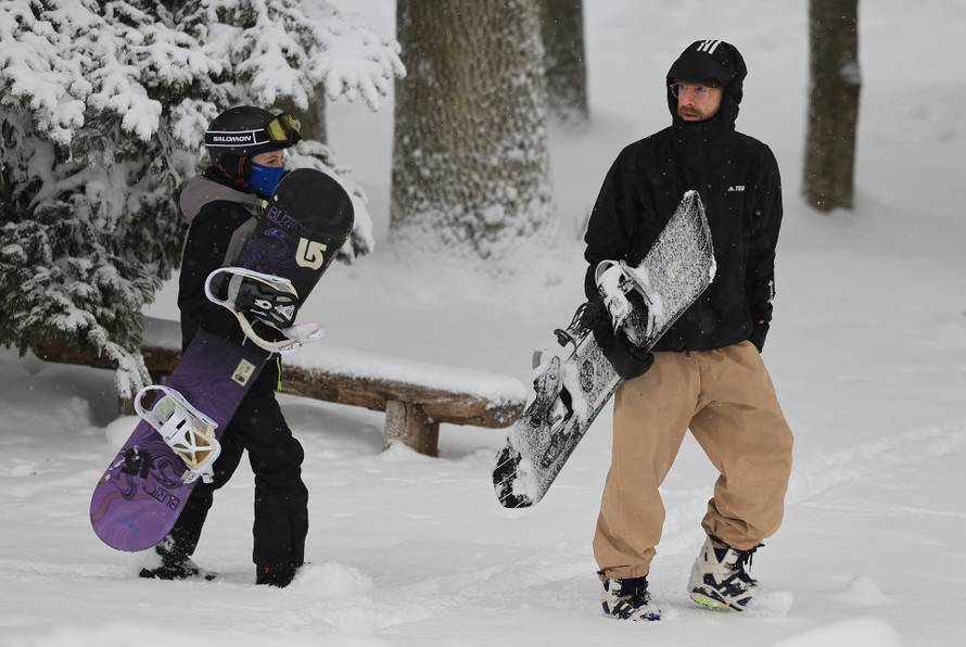 Zagreb: Započela skijaška sezona na Sljemenu 