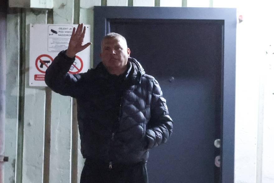 Osu&dstrok;eni Novica Petra&ccaron; stigao u Remetinec: Mora odle&zcaron;ati 10 mjeseci zbog afere Mikroskopi