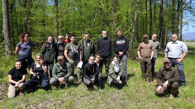 Buduće lovkinje i lovci: Zaštita prirode je sve važniji posao, a nastava u šumi donosi diplomu