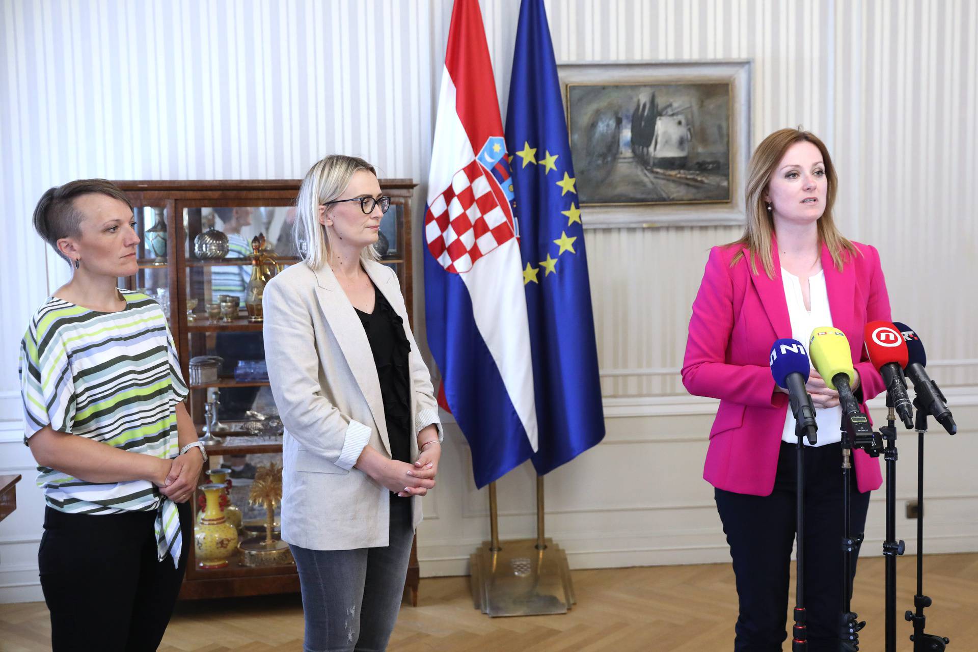 Zagreb: Željka Josić i Suzana Rešetar dale su izjavu medijima